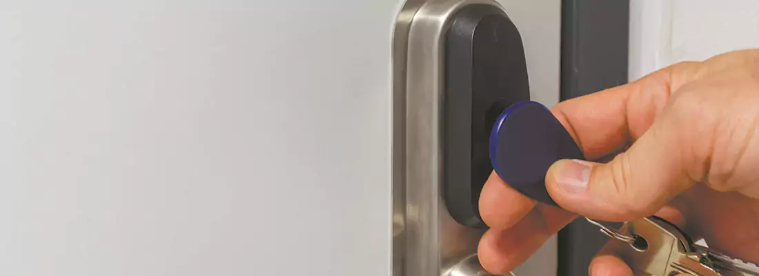 Choosing the Right Fob Door Lock System for Your Property in Meadow Woods, FL