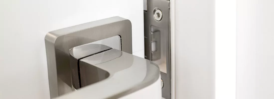 Seamless Integration of Magnetic Locks with Access Control Systems in Meadow Woods, FL