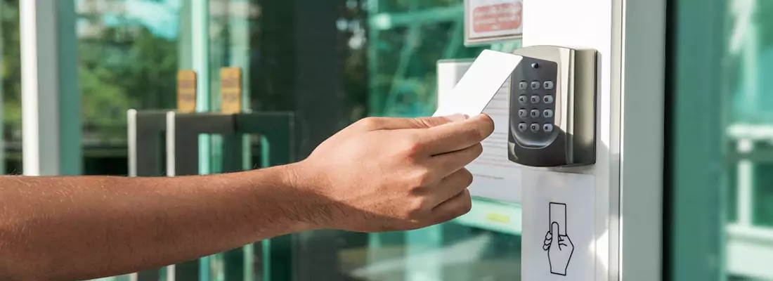 The Best Access Control Features for Properties in Meadow Woods, FL